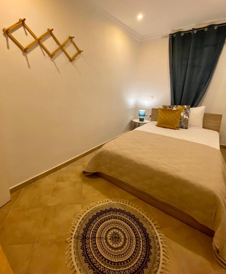 Iras Apartment *