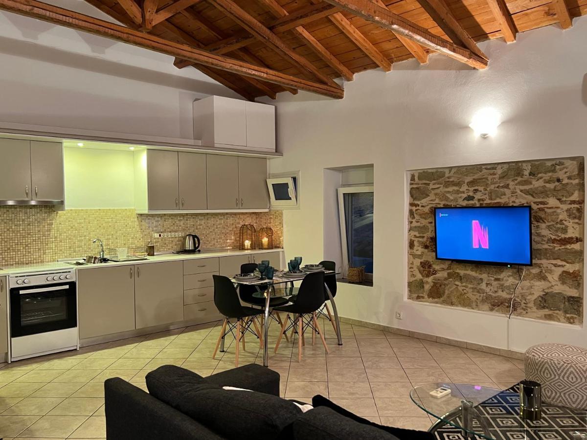 Apartment Iras Samos Town